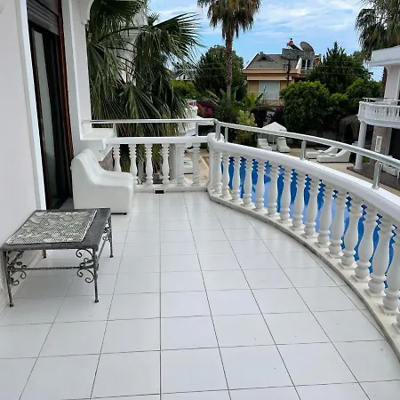 Villa Fabulous Villa With Shared Pool And Jacuzzi In Kemer Antalya